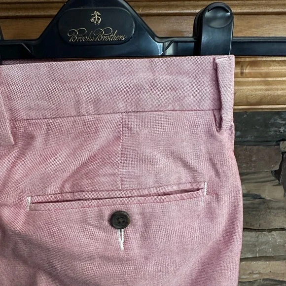 J CREW ⛵️ Men’s Rose Pink Slim Fit Flat Front Oxford Cloth Trousers - Size 32/34 - Picture 1 of 12